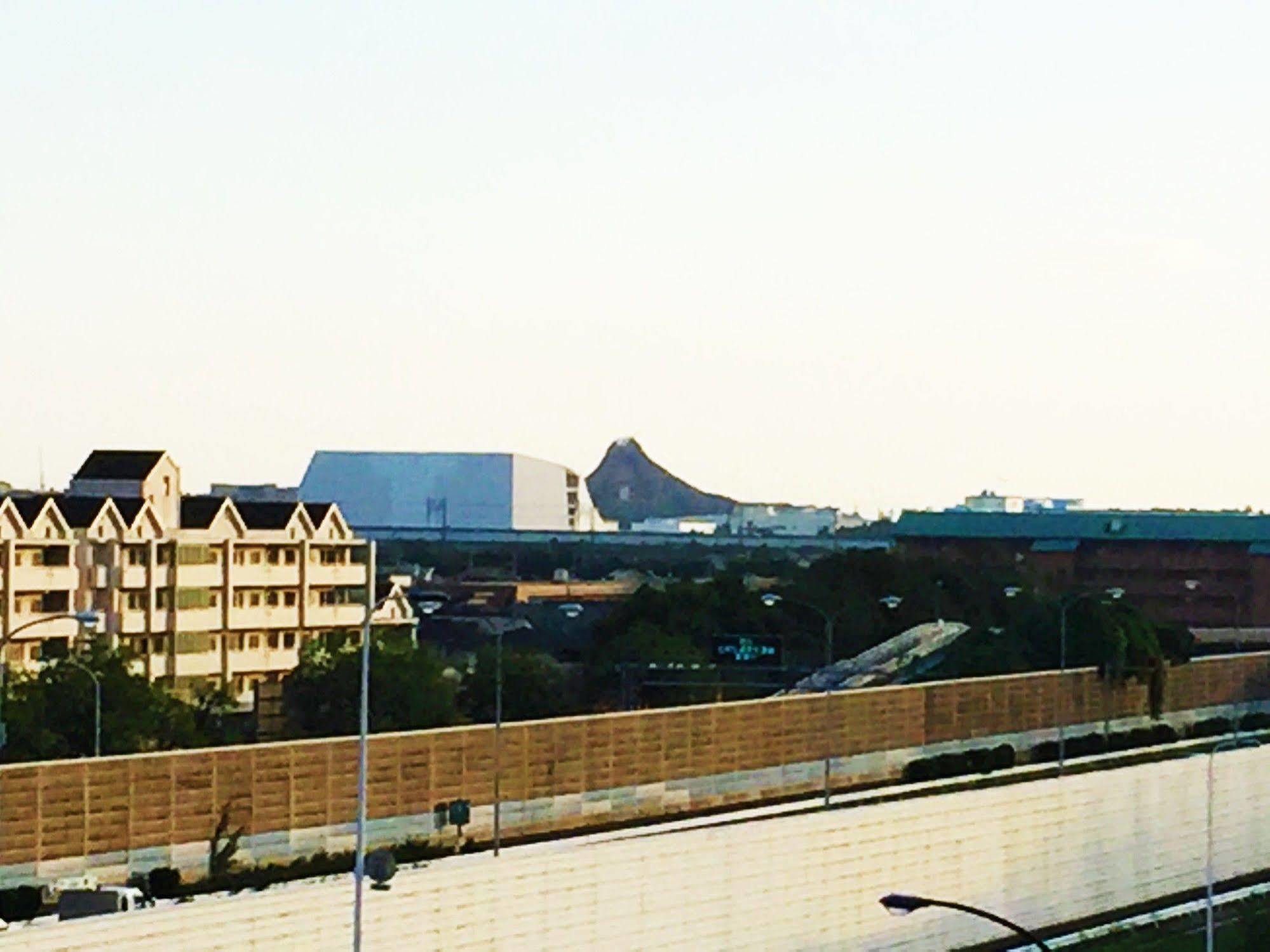 Niceinn Hotel Maihama Tokyo Bay Premiere Urayasu Eksteriør bilde