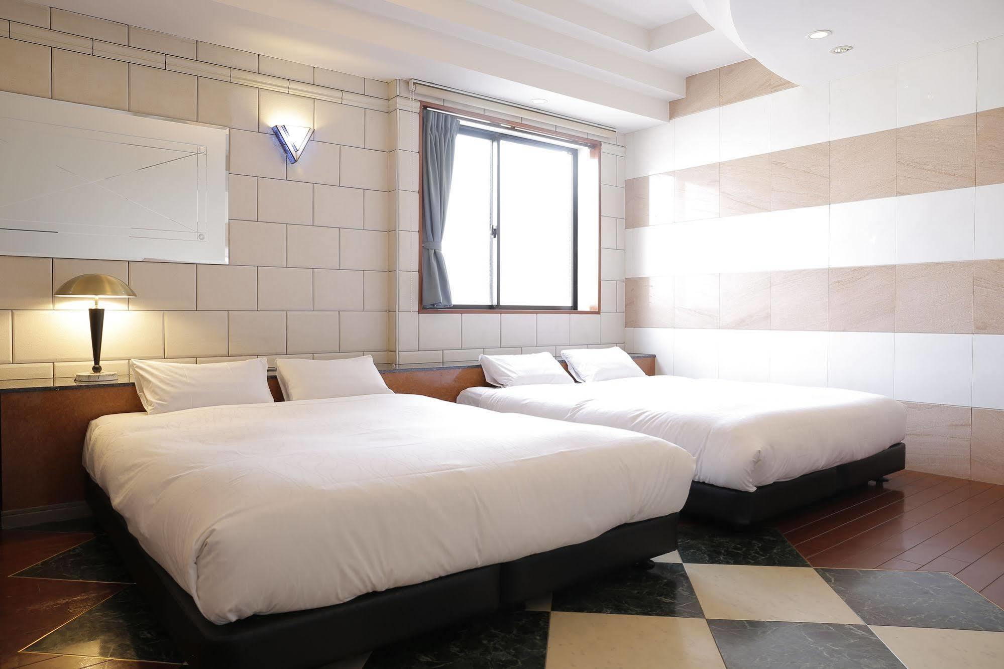 Niceinn Hotel Maihama Tokyo Bay Premiere Urayasu Eksteriør bilde